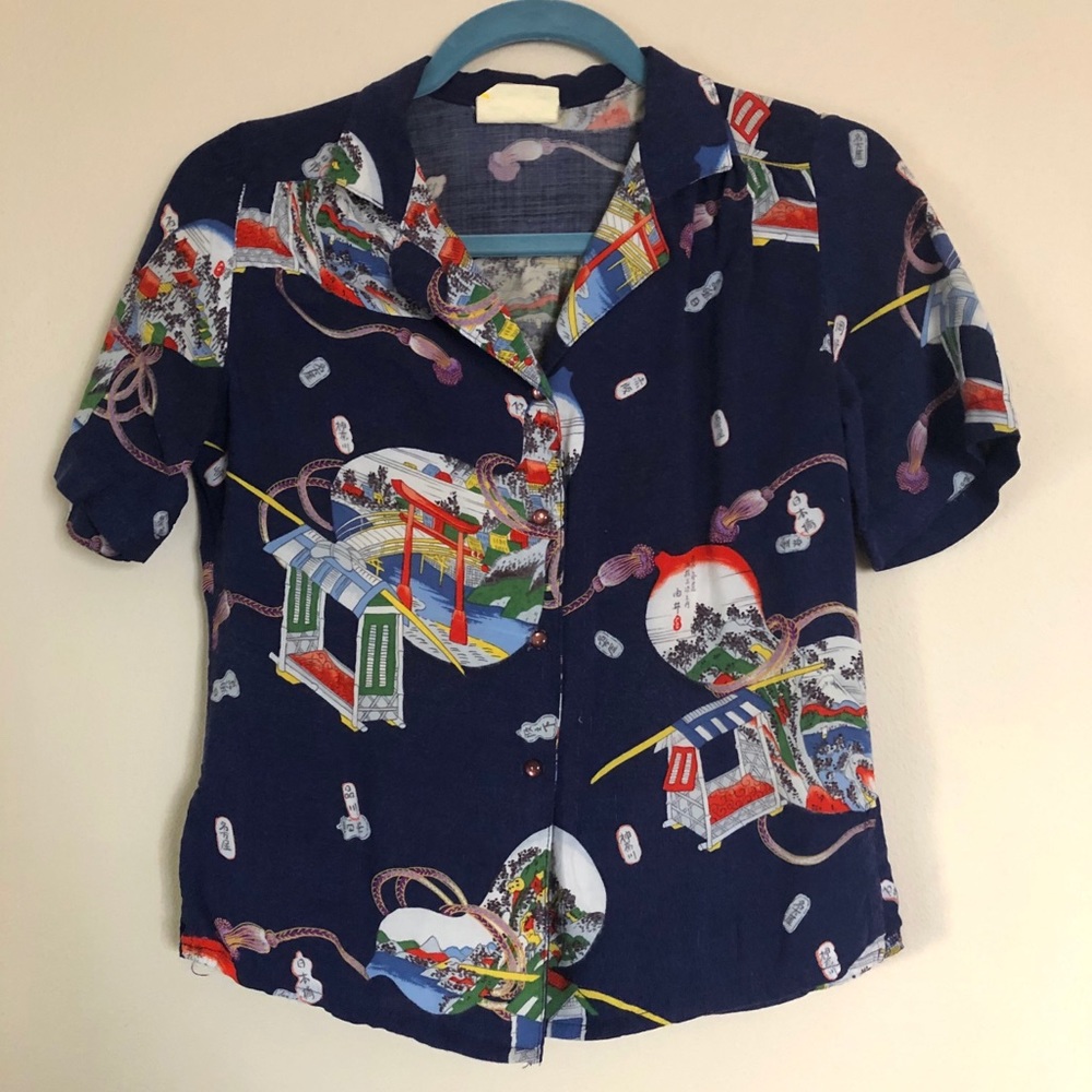 VINTAGE Cute Asian Inspired Blouse